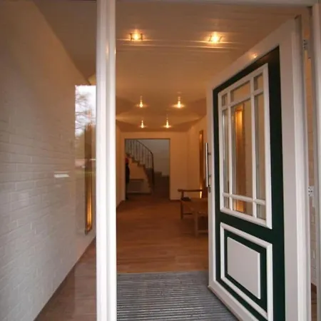 Antje 3 Bedrooms, 2 Bathrooms Horumersiel