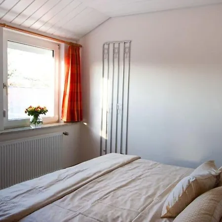 Dom wakacyjny Antje 3 Bedrooms, 2 Bathrooms *