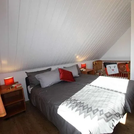 Dom wakacyjny Antje 3 Bedrooms, 2 Bathrooms Horumersiel